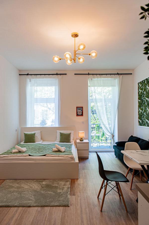 My City Apartment- Vienna Jungle Room Exterior photo